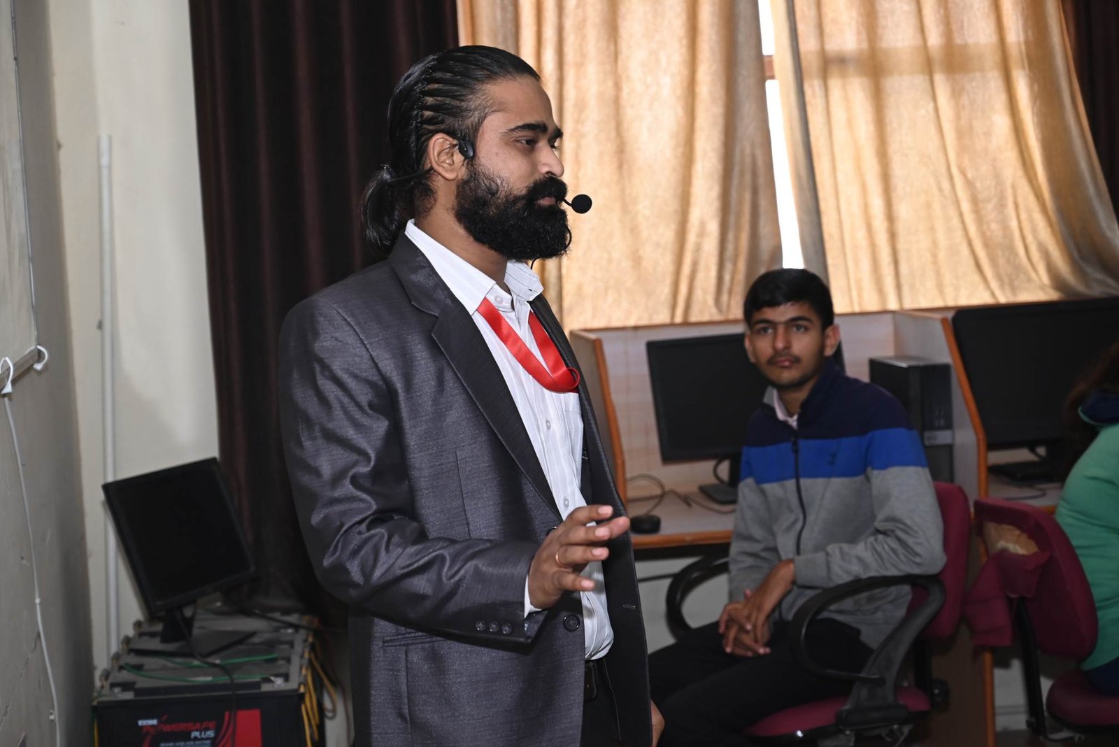Classroom training at Zillionsoftech